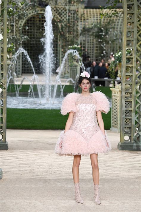 chanel spring 2018 show|Chanel garden trope fashion.